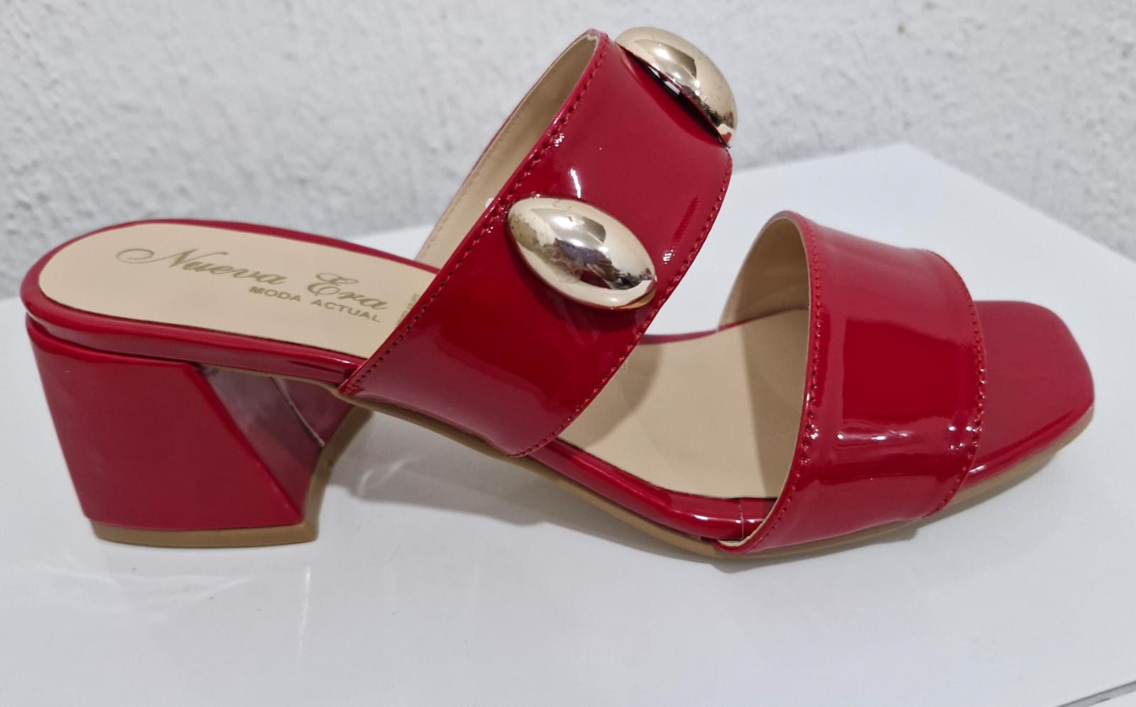 Modelo 619 - Calzado